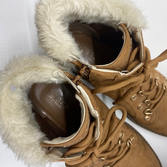 Guess Ladies 8.5 Boots - Picture 6 of 9